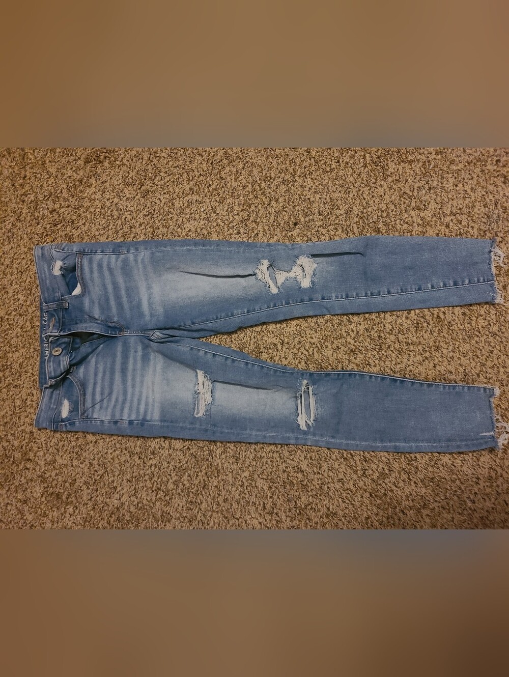 American Eagle Light High Wasted Blue Women's Distressed Skinny Jeans